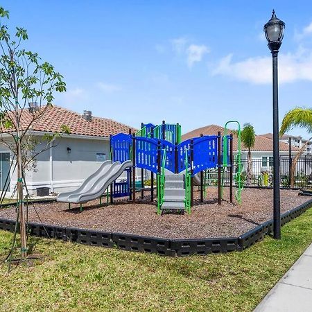 Elegant 2 Bed/2 Bath Apartment In Melbourne Fl Kültér fotó