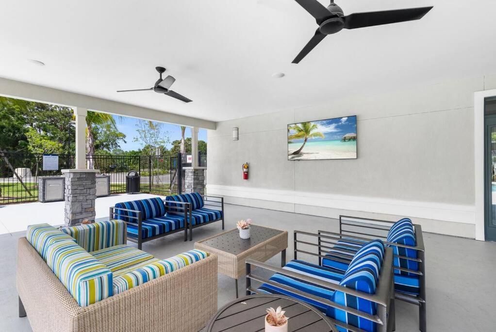 Elegant 2 Bed/2 Bath Apartment In Melbourne Fl Kültér fotó