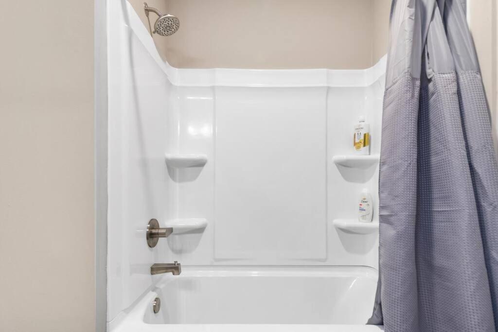 Elegant 2 Bed/2 Bath Apartment In Melbourne Fl Kültér fotó
